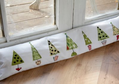 EXCLUDER X MAS TREE